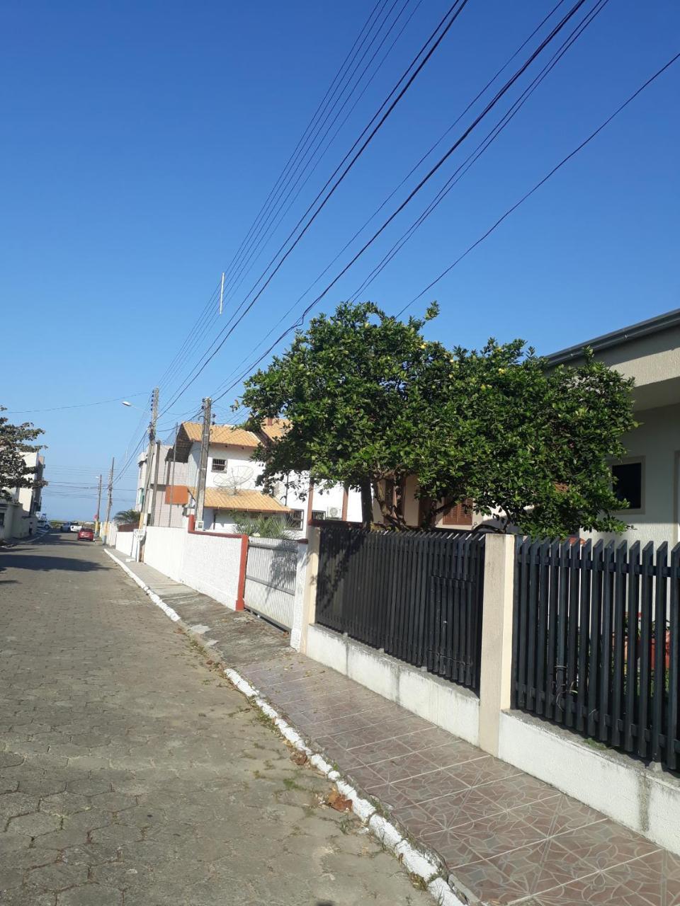 Casa De Praia Navegantes - 100 Metros Do Mar Екстериор снимка